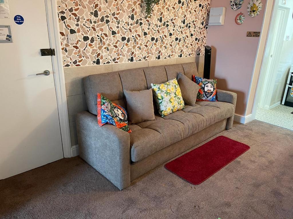 "The Italian" Seafront Apartment Eastbourne Dış mekan fotoğraf