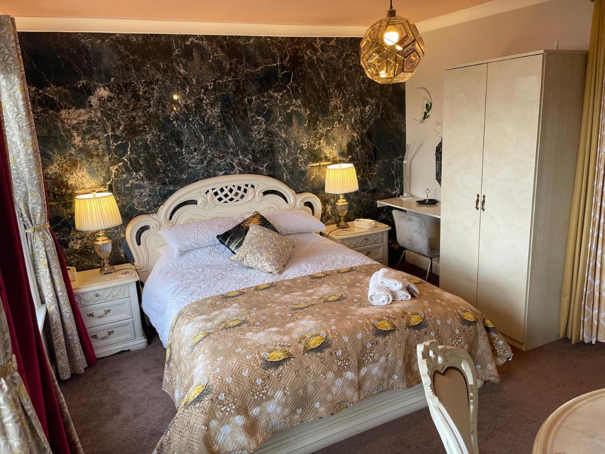 "The Italian" Seafront Apartment Eastbourne Dış mekan fotoğraf